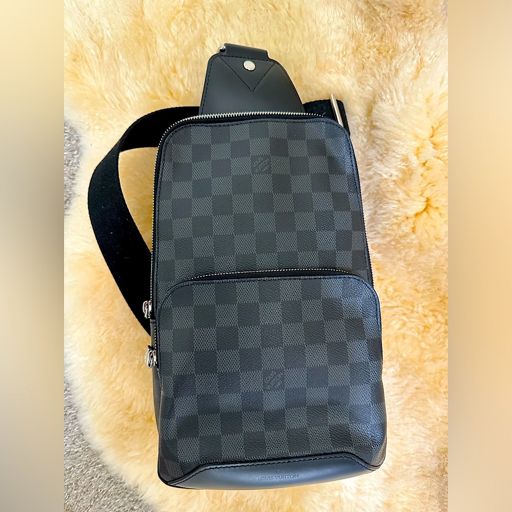 Louis Vuitton Sling bag Graphite Damier- Authentic